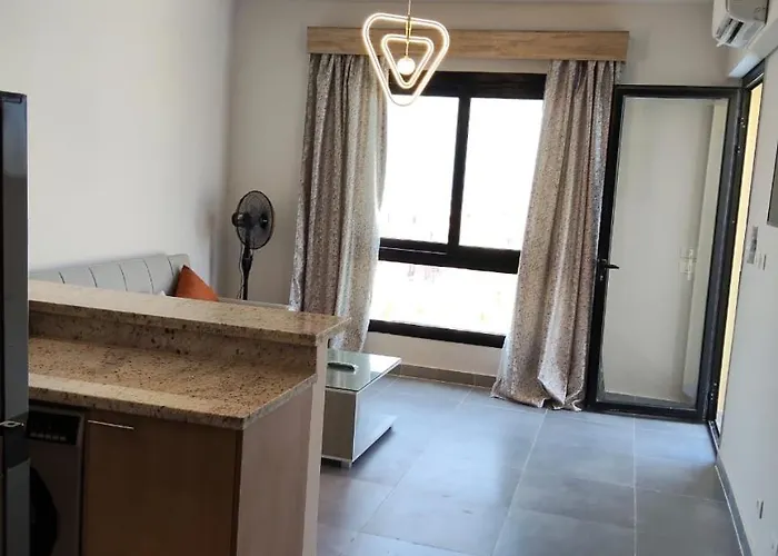 Makadi Heights 2 Bed 2 Bathroom With Rooftop Jacuzzi Apartment