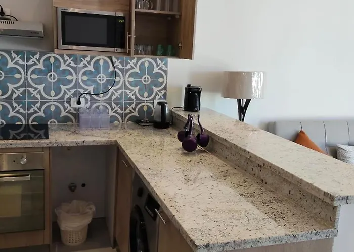 Makadi Heights 2 Bed 2 Bathroom With Rooftop Jacuzzi *