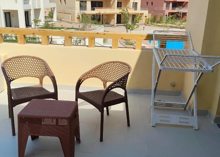 Makadi Heights 2 Bed 2 Bathroom With Rooftop Jacuzzi Apartment